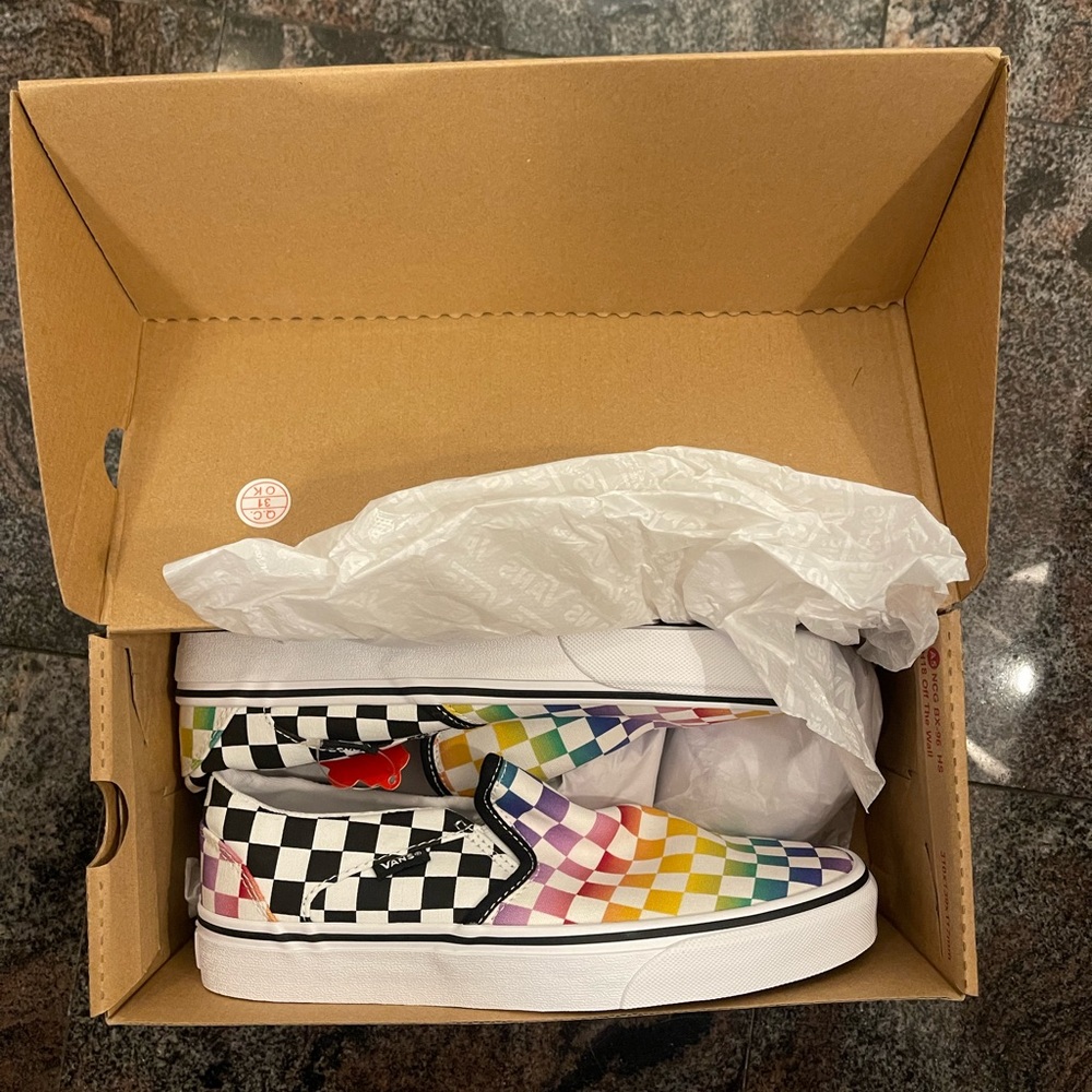 Vans Classic Slip On Checker Rainbow NWT